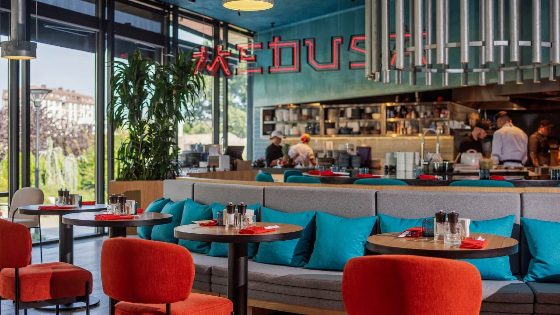 Ресторан Medusa Адлер — паназиатская кухня by Novikov