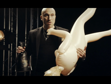 скетч везде нагиев