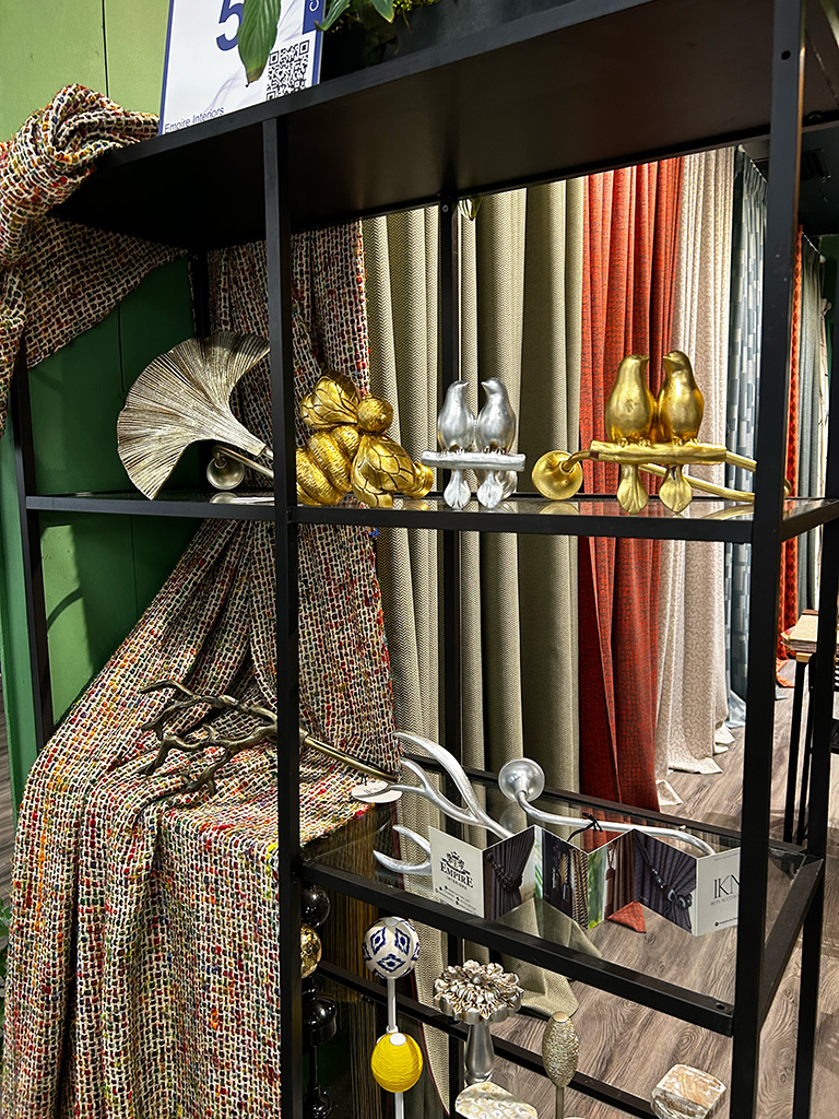 римские шторы в гостиной