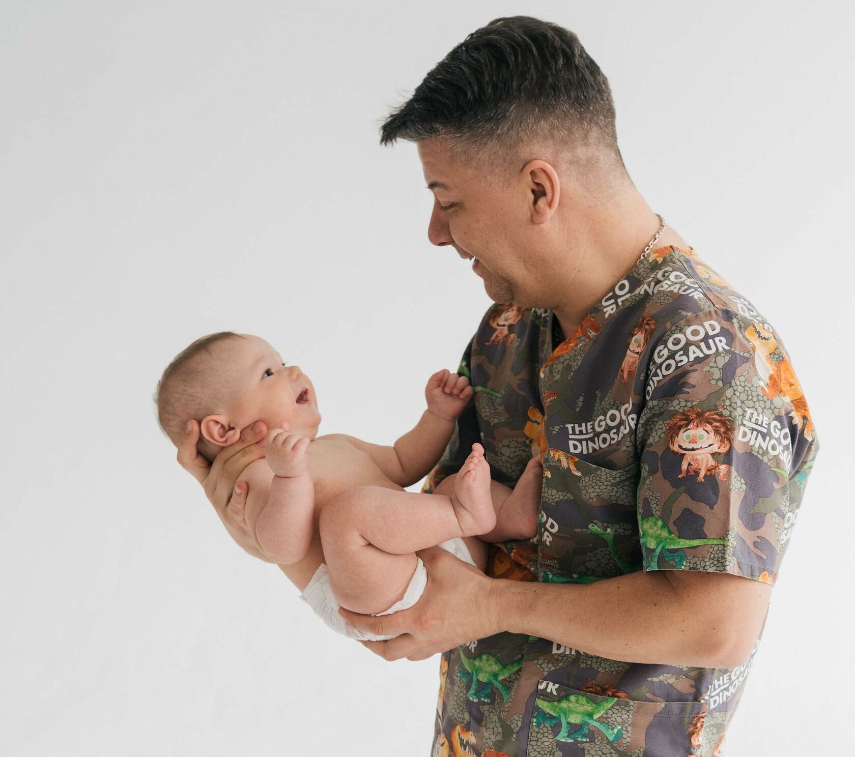Одежда для новорожденных: первый гардероб малыша