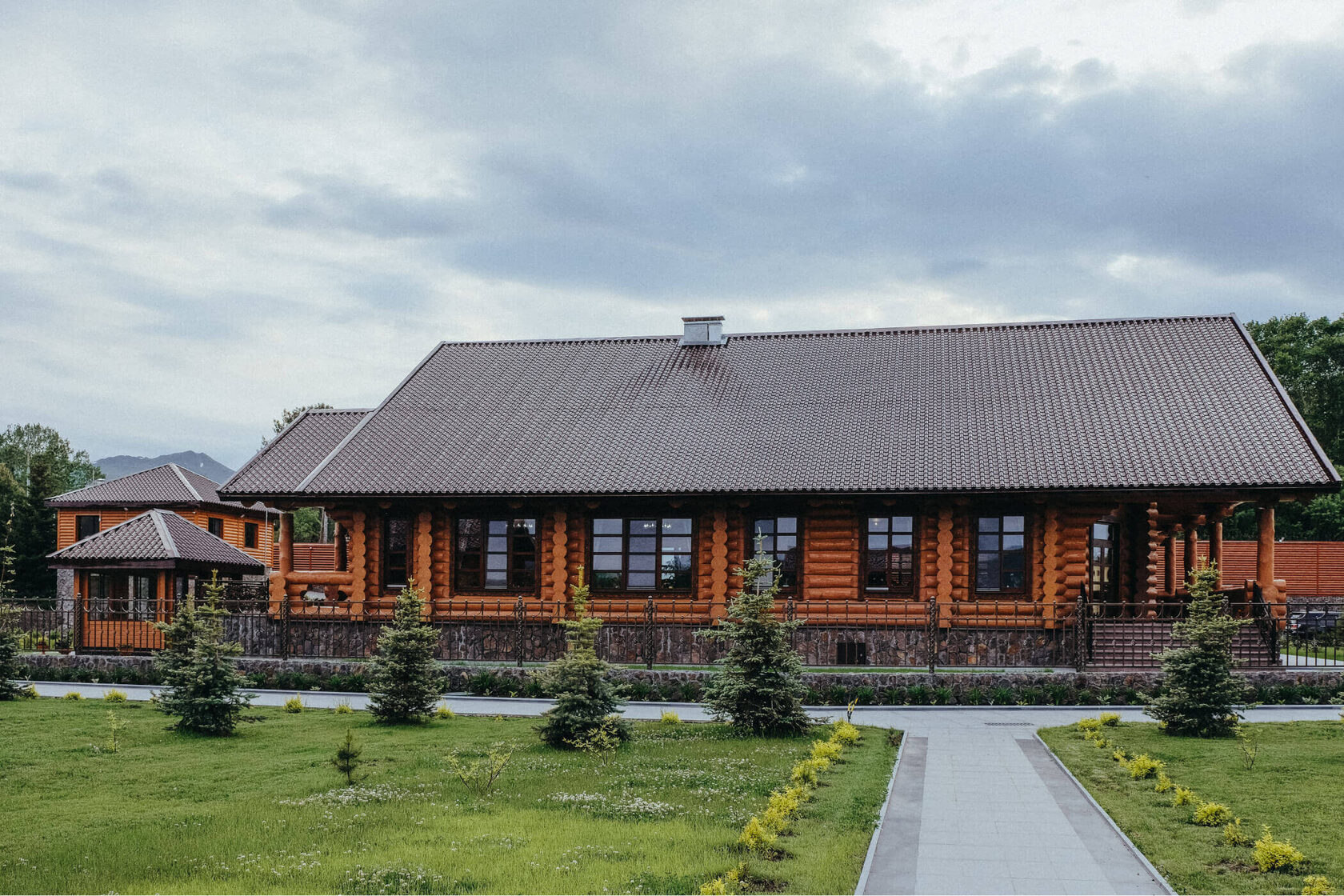 Камчатка отели. Комплекс Камчатка Паратунка. Отель тайна Камчатки. Гостиница Паратунка Камчатка. Отель тайны Камчатки Паратунка.