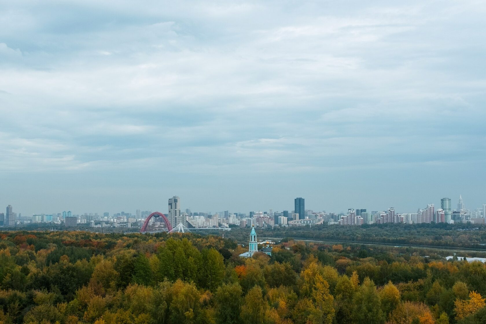 Вид на комплекс