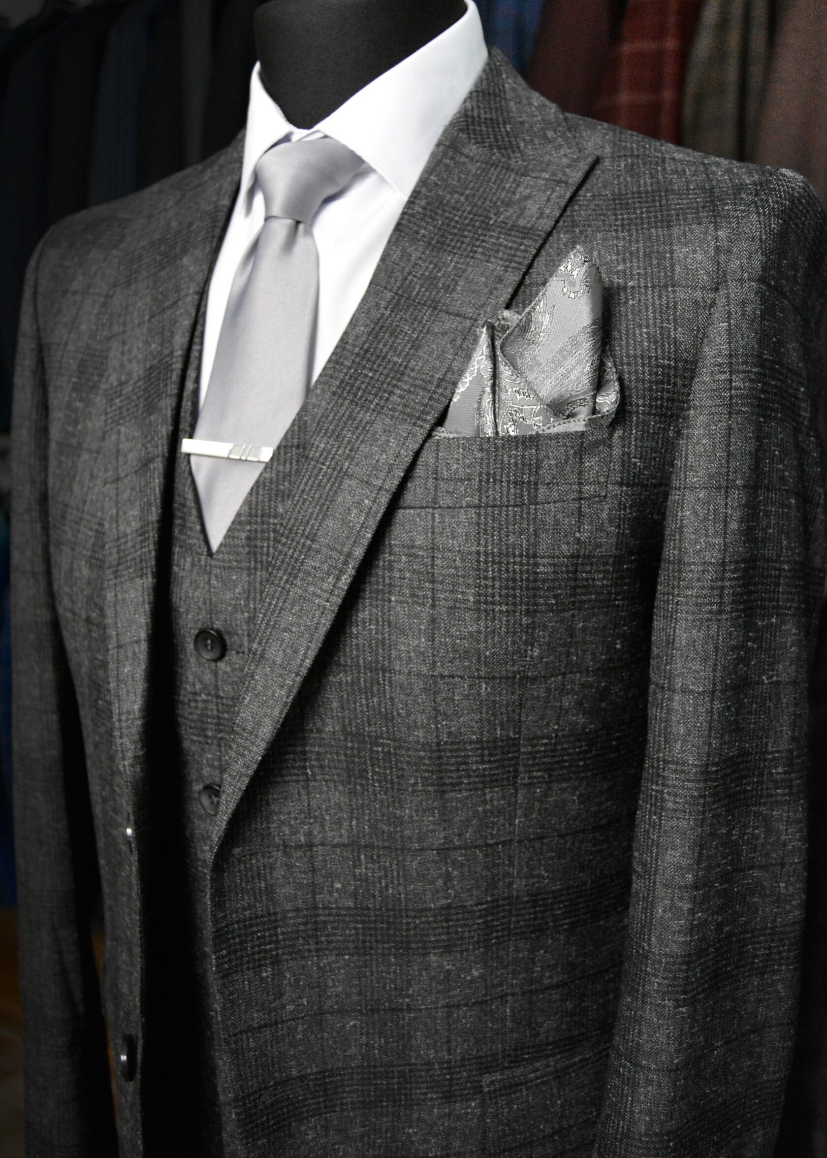 Купить Графитовый мужской костюм в Уфе | Barrister