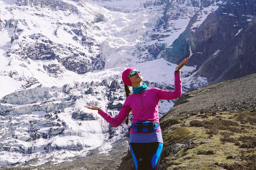 Если хочется подарить что-то настоящее, тёплое и значимое — сертификат в горы работает лучше любых вещей