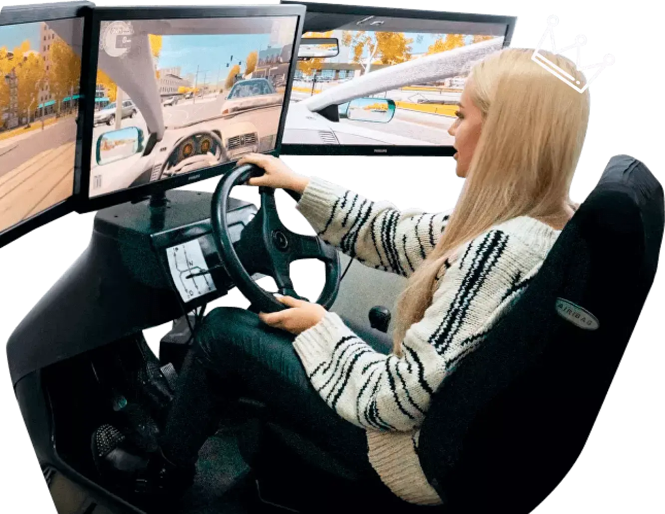 студент обучается на автосимуляторе 