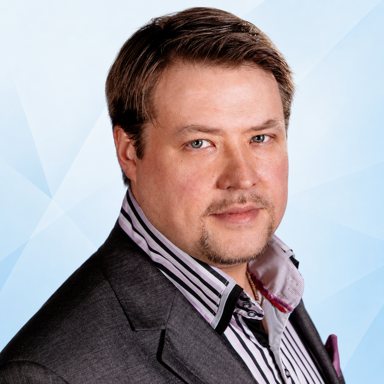 Арсений Уралов