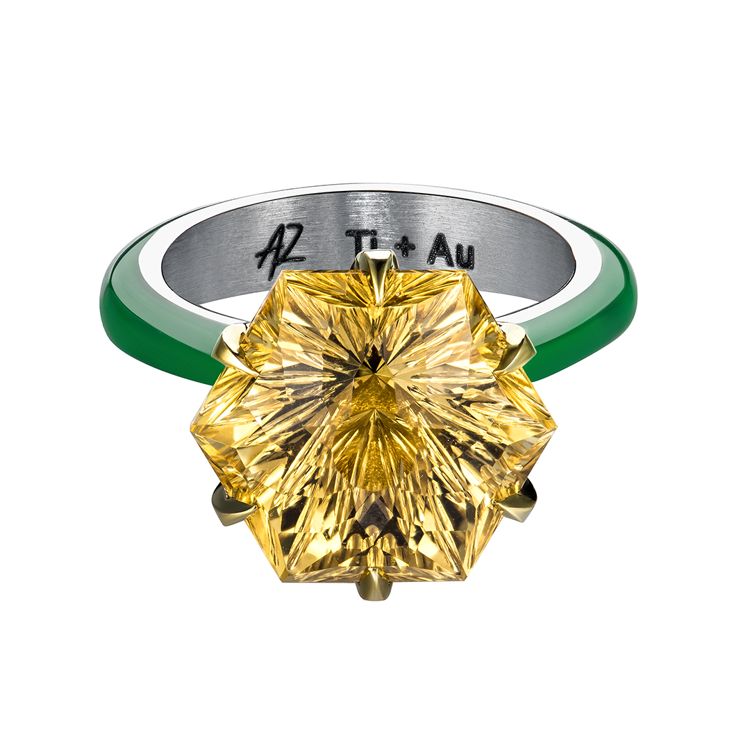 В этом кольце цитрин