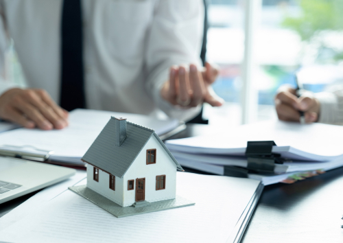 Как купить квартиру без ипотеки?