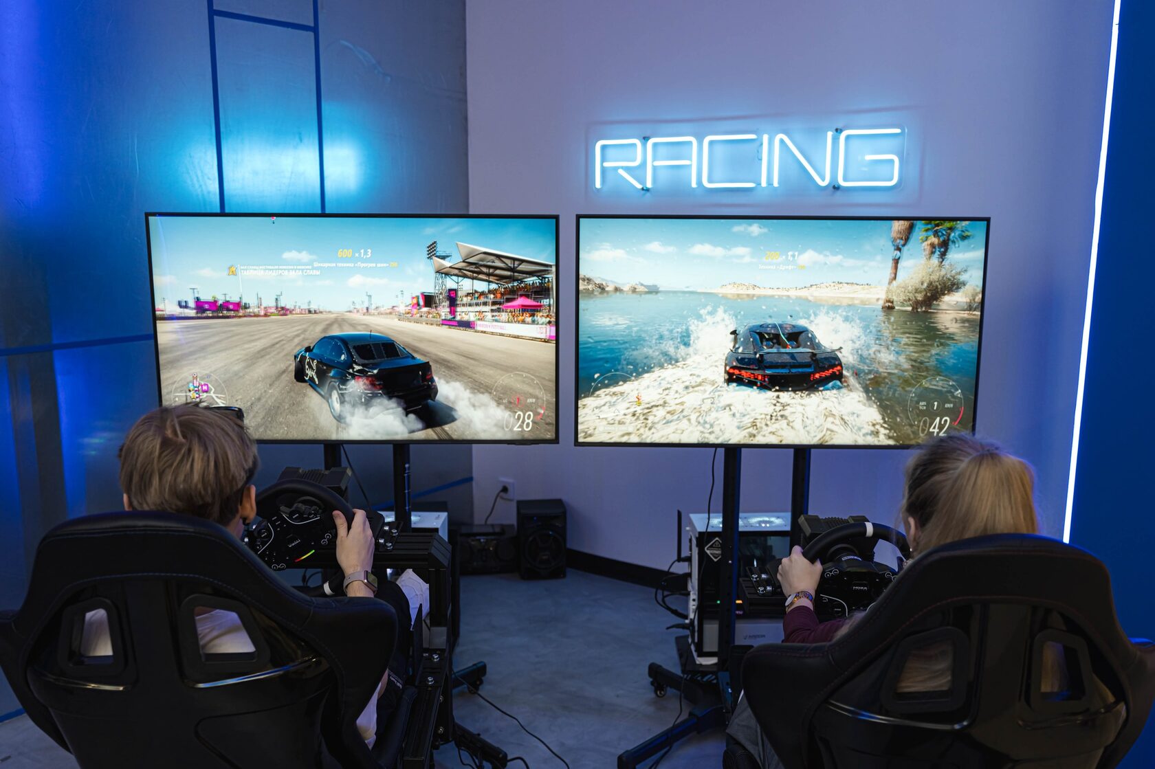 VR против реальности: эти автосимуляторы дарят больше адреналина, чем настоящие гонки! VR автосимуляторы в СПб.