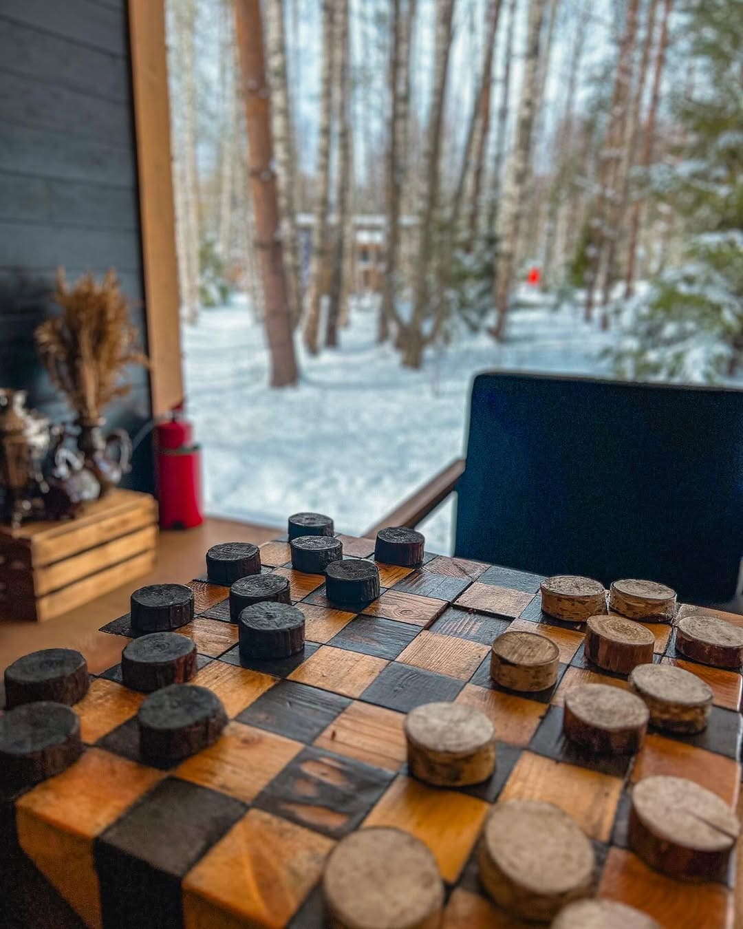 Отдых в афрейм домиках Подмосковья с настольными играми