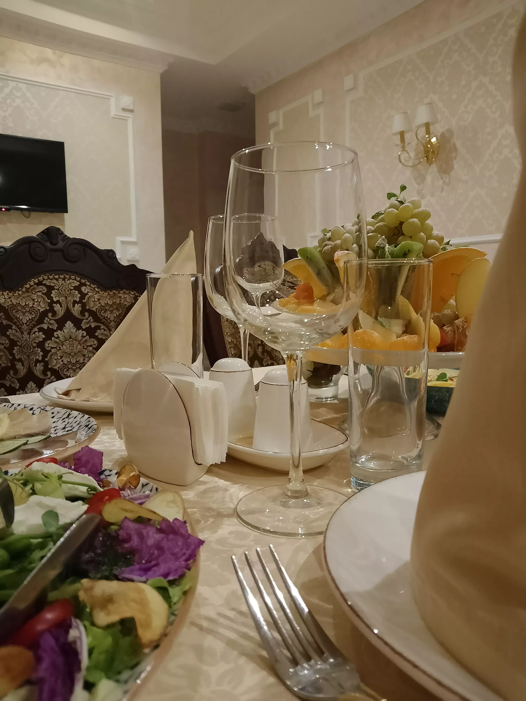 Сервировка стола в ресторане «БульВар»