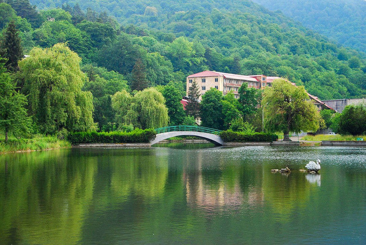 The garden of our childhood: history of the Dilijan city park