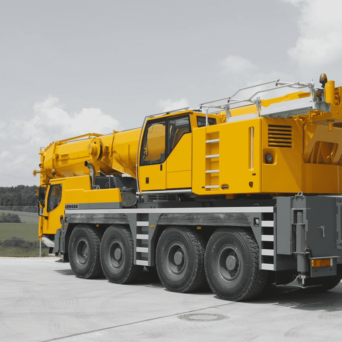 Либхер кран 100 тонн. 2. Liebherr ltm 1100-5. Автокран «liebherr ltm 1100» 100 тонн. Кран ltm 1100.