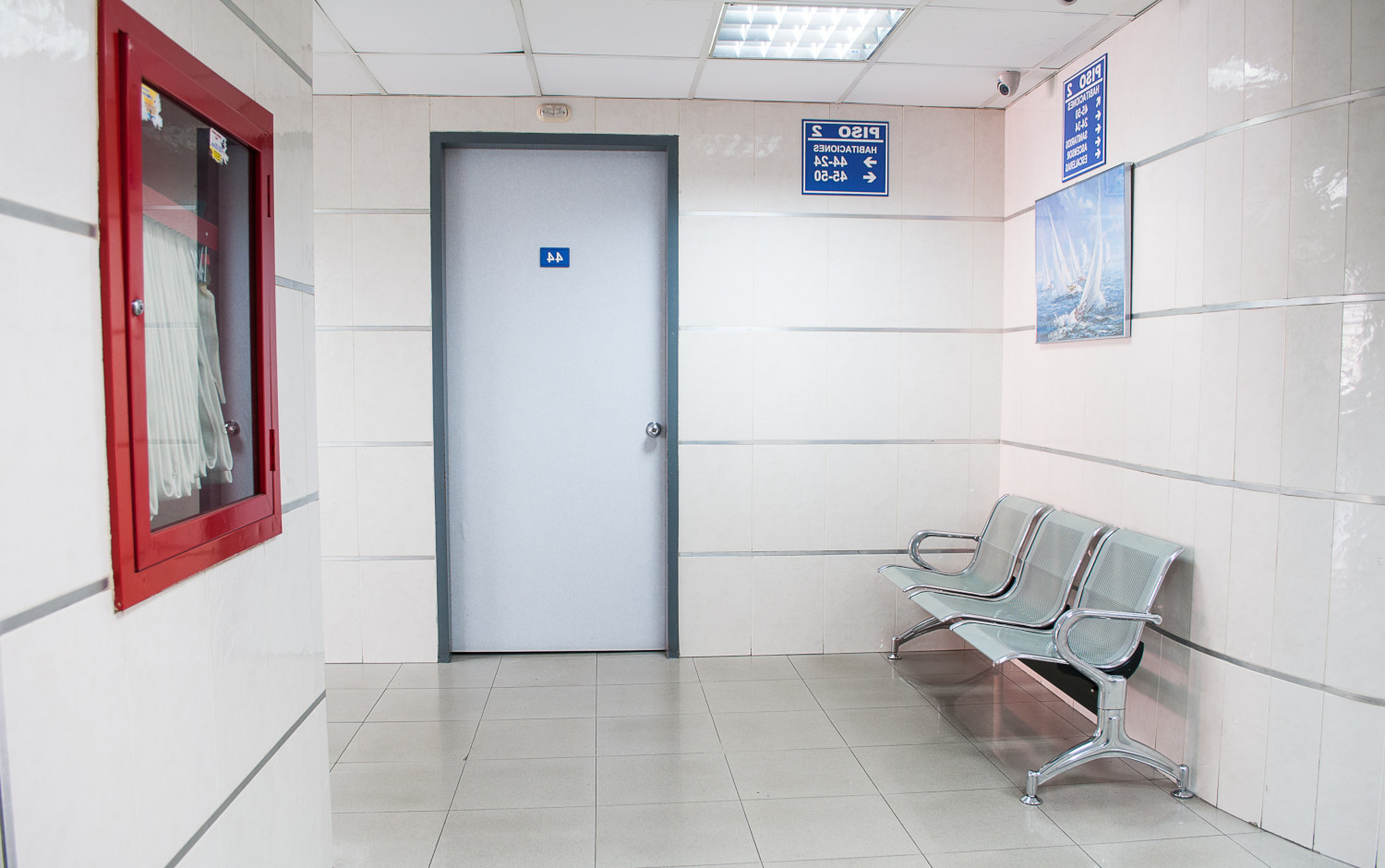 Illustration for the article about the Waiting Room in Zoom meetings