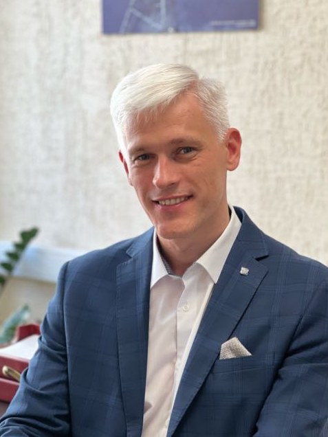 Александр Лукин