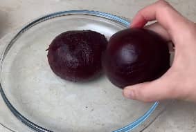 Приготовление холодного свекольника на кефире: шаг 1