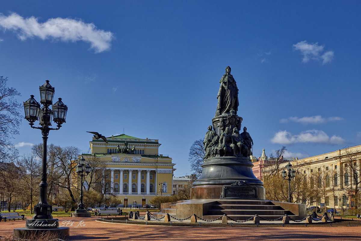 площадь островского спб