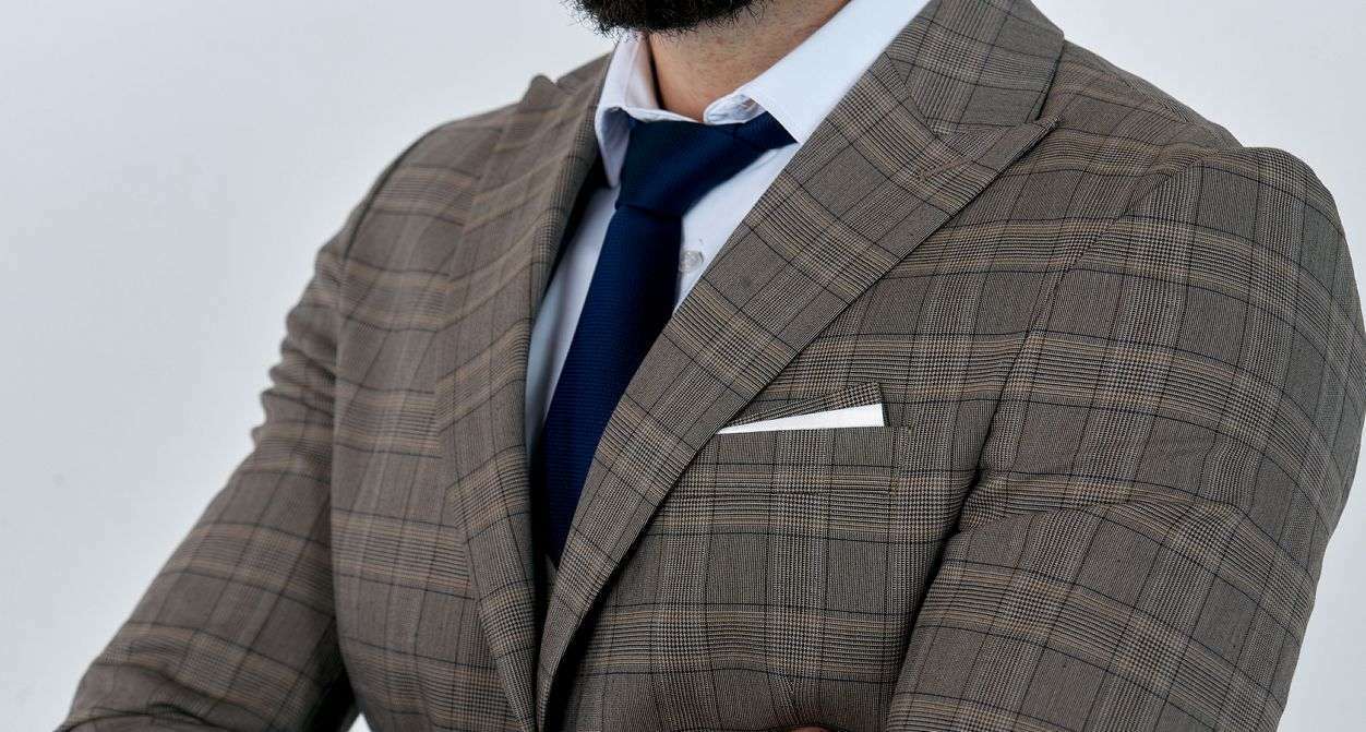 Как правильно завязать галстук стильно и красиво - 7 способов