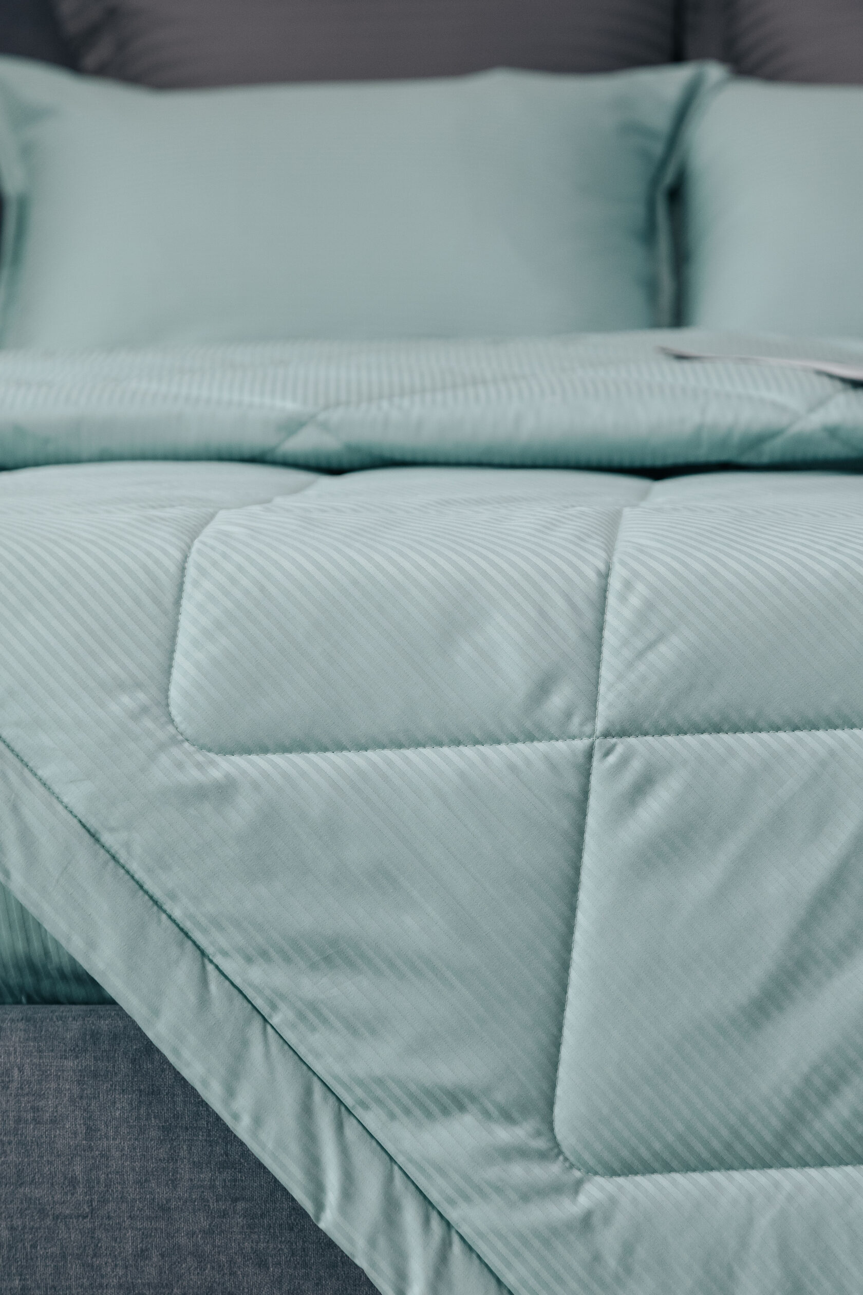 Скрытая стежка комплекта постельного белья со встроенным одеялом: надежность и долговечность