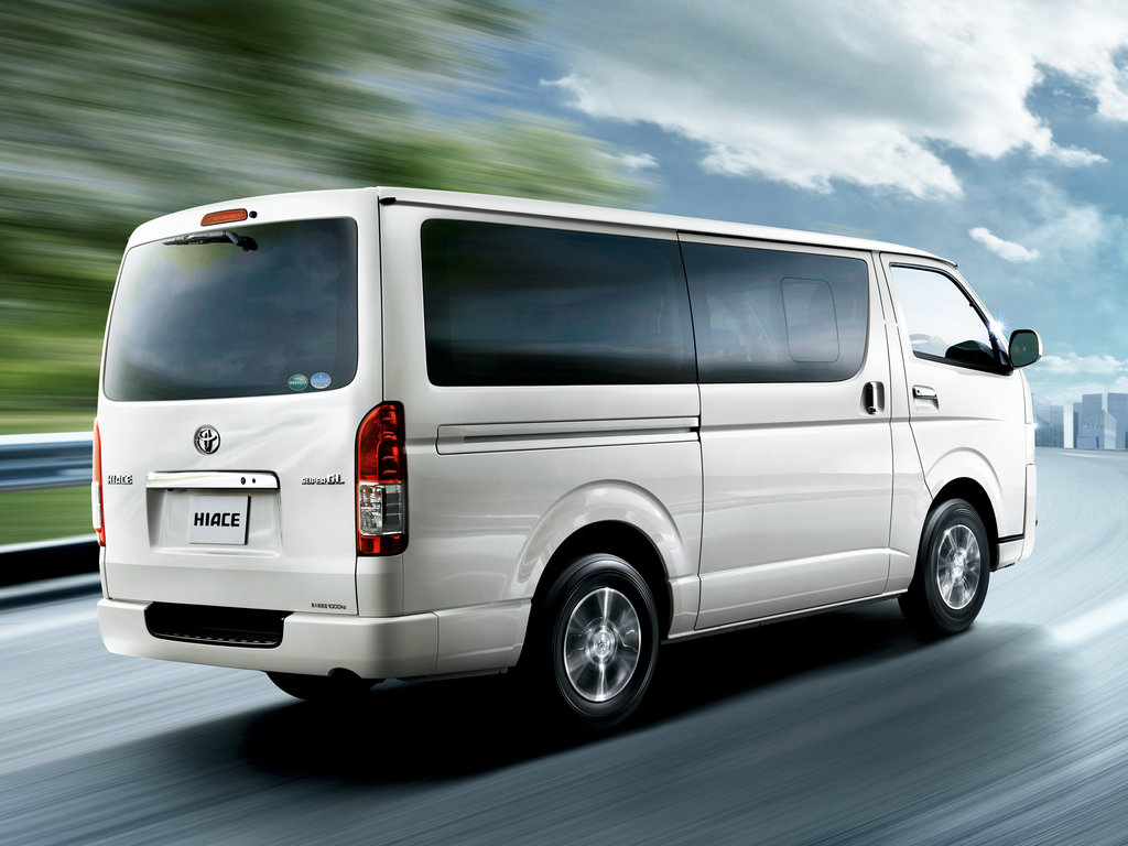 Toyota Hiace с аукциона Японии