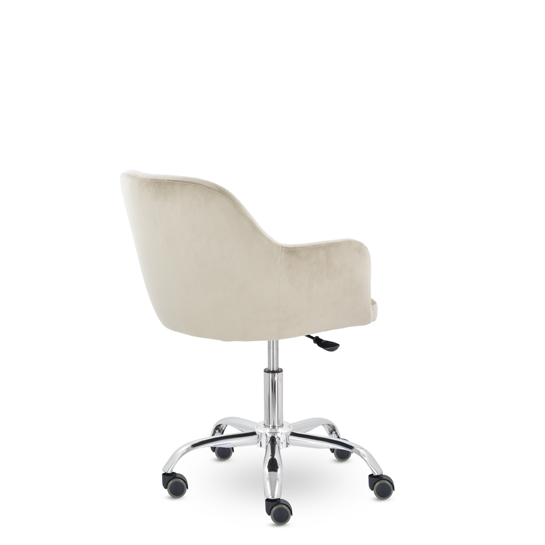 Кресло для работы за компьютером в офисе и дома