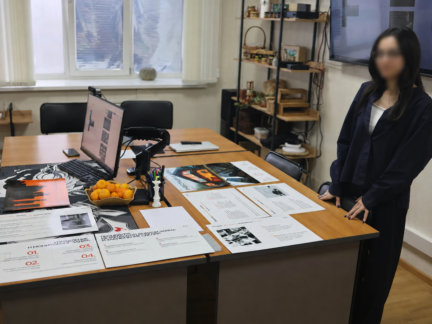 Рабочий стол production-контура Бизнес-Класс с макетами, материалами и визуальными доказательствами бизнеса