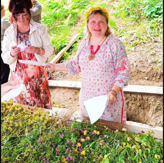 травница, травница калининград, лечебные травы, свойства трав, свойства лечебных трав калининград, оберег, оберегать, славянские обереги, кукла оберег, молитва оберег, скрутки, скрутка свечей, женская баня, лечебная баня, свойства бани, бани калининград, женская встреча, мастер-класс свечи, мастер-класс калининград, сбор трав, купить сбор трав, какой сбор трав, народная медицина, лечение народной медициной, травник калининград