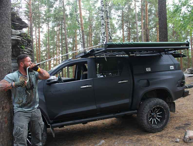 Toyota Hilux экспедиционник