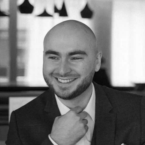 Антон Карелин