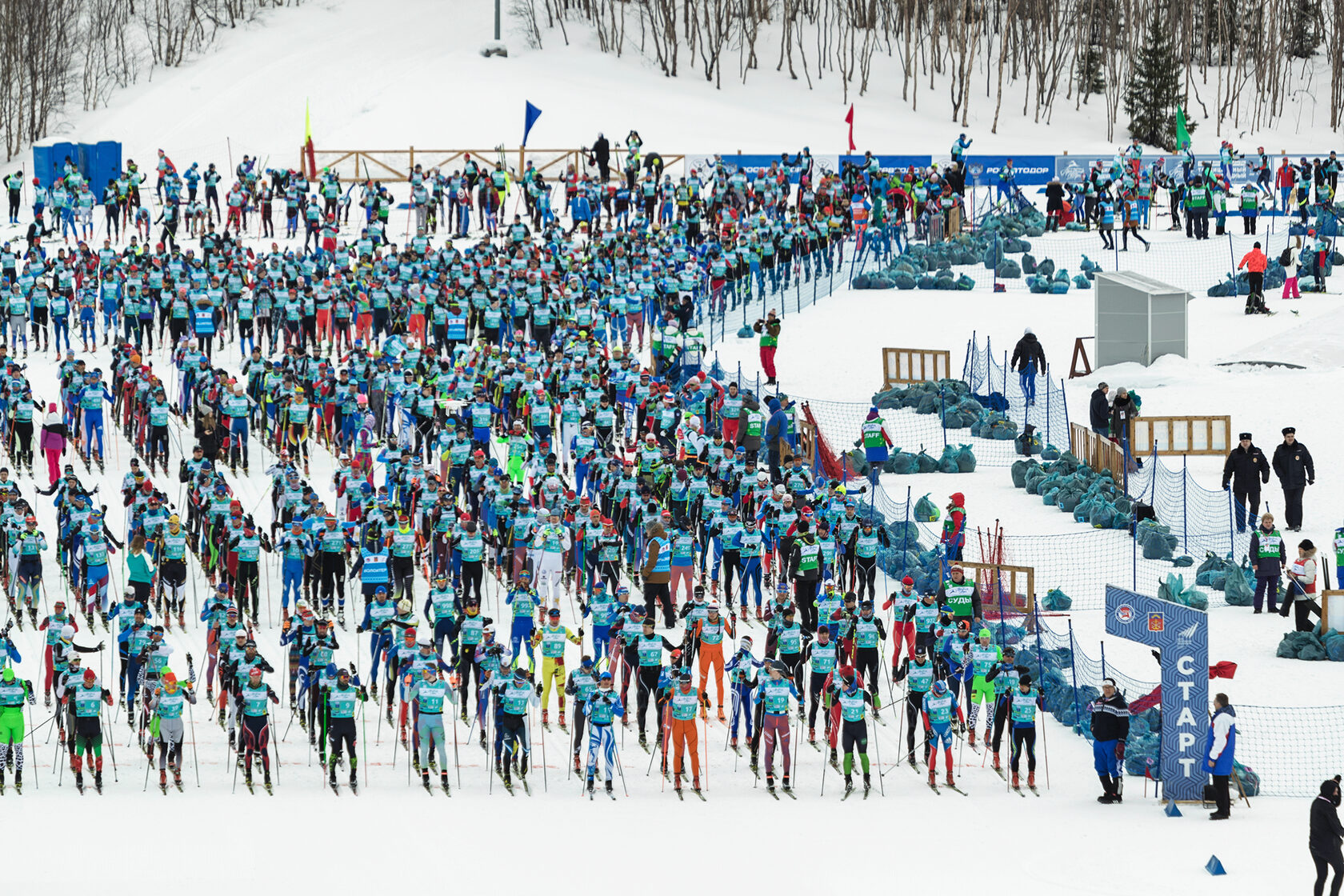 89 праздник севера. Мурманский лыжный марафон. Праздник севера лыжный марафон 2022. Праздник севера Мурманск. Лыжный забег.