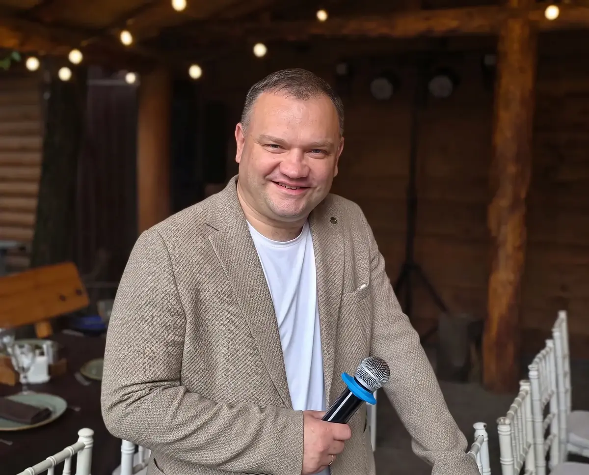 Денис Донцовский — тамада на свадьбу в Москве и области