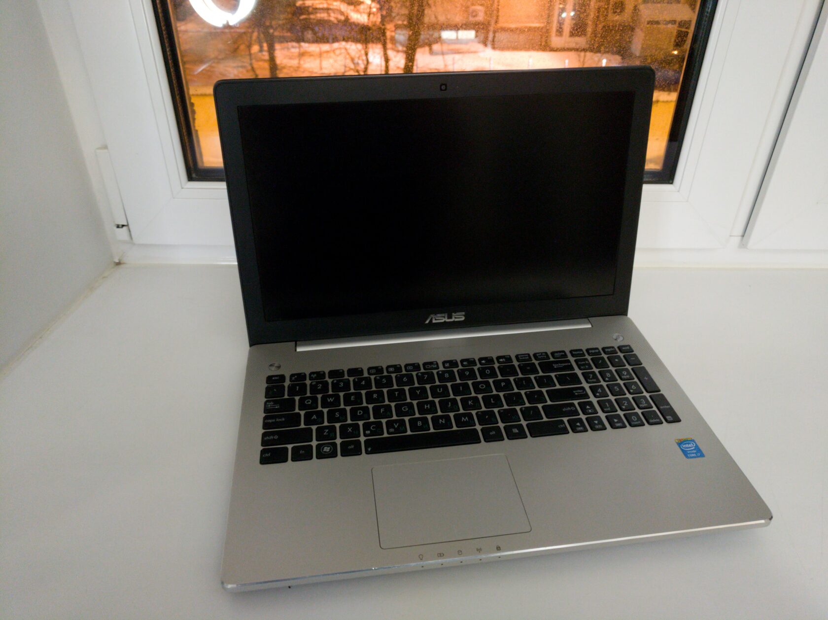 Asus i7 8gb