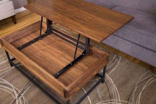 журнальный столик из деревянной бочки