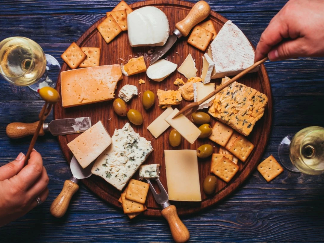 фото нанесения макияжа на лицо девушки 