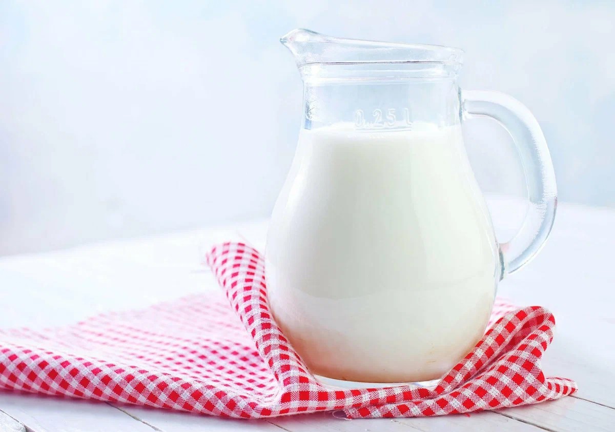 Нутрициолог рассказал о пользе и вреде молока