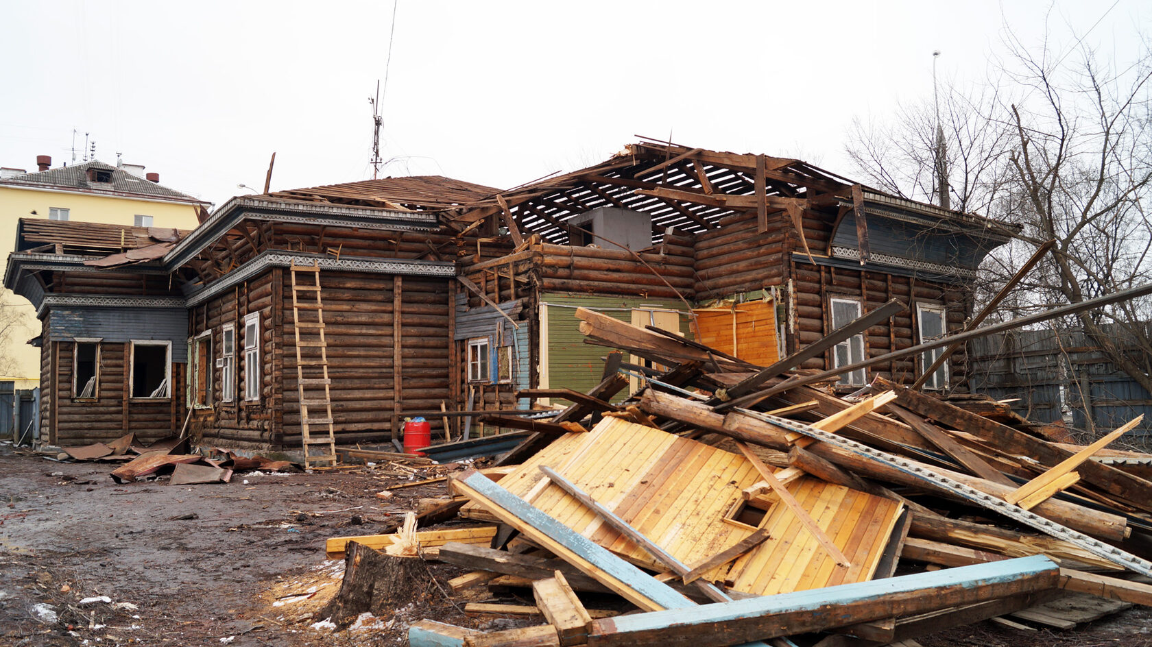 Снос домов фото