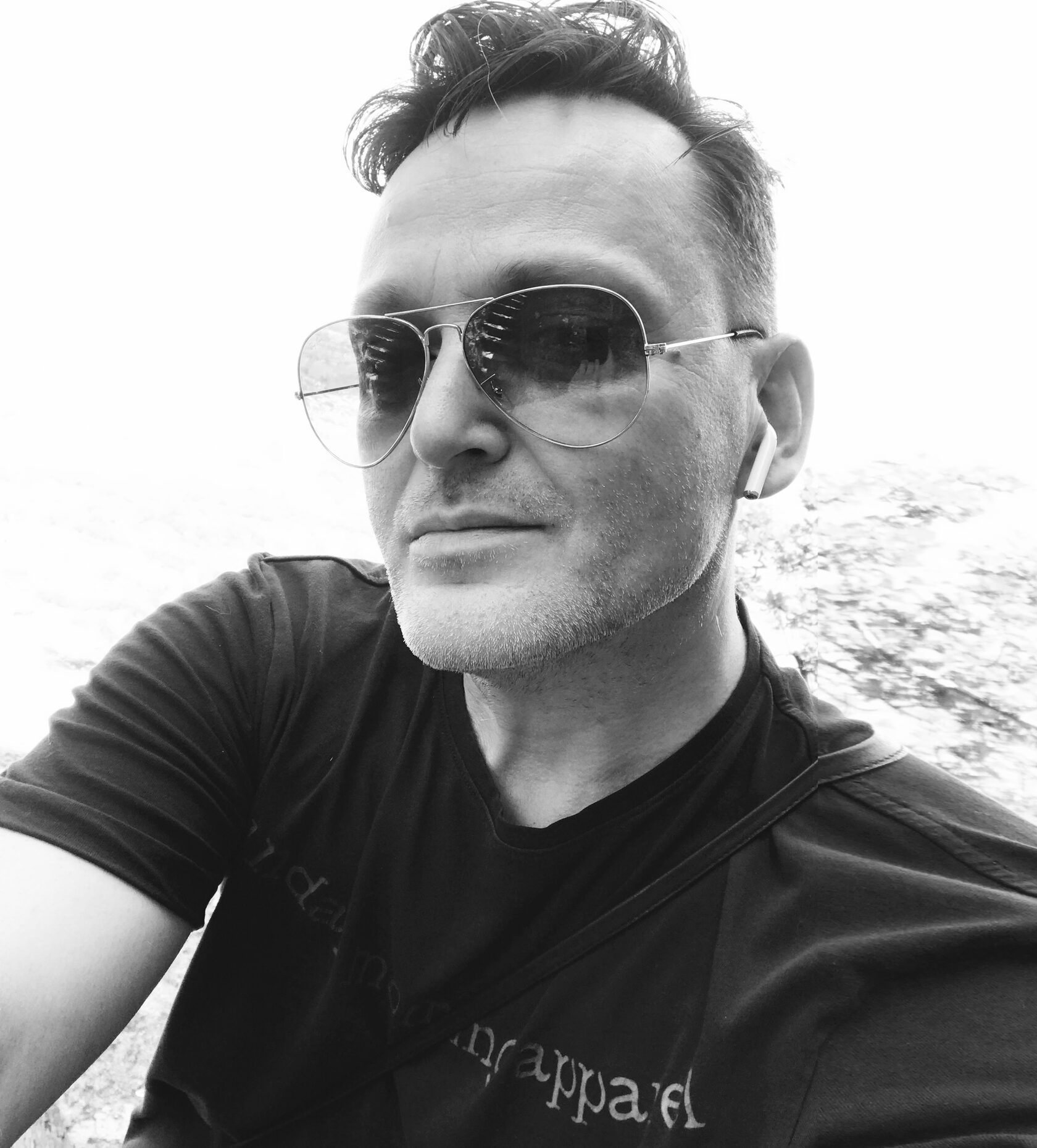 фэшн-дизайнер, фотограф, креативный директор, продюсер, фэшн-реждактор, арт-директор, маркетинг модного бренда,