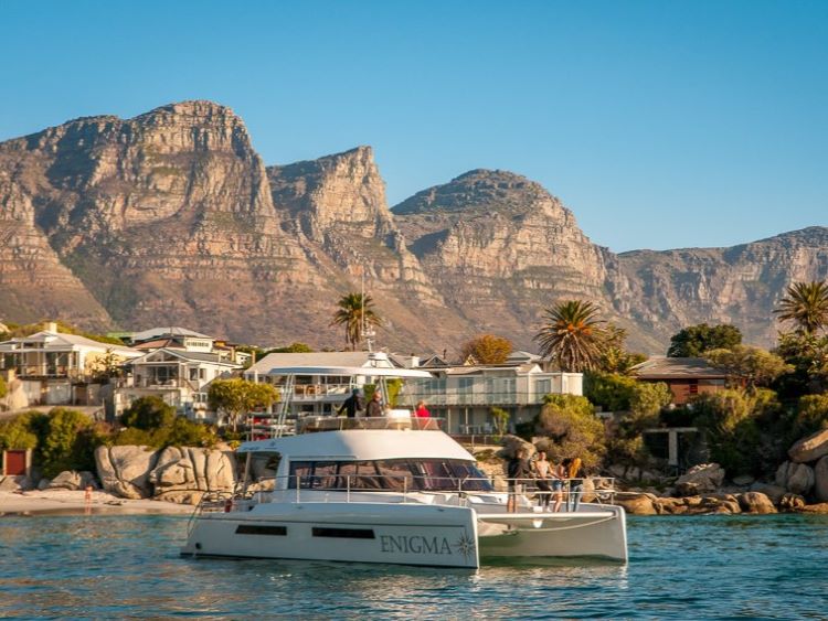 катамаран #4 Enigma до 50 чел