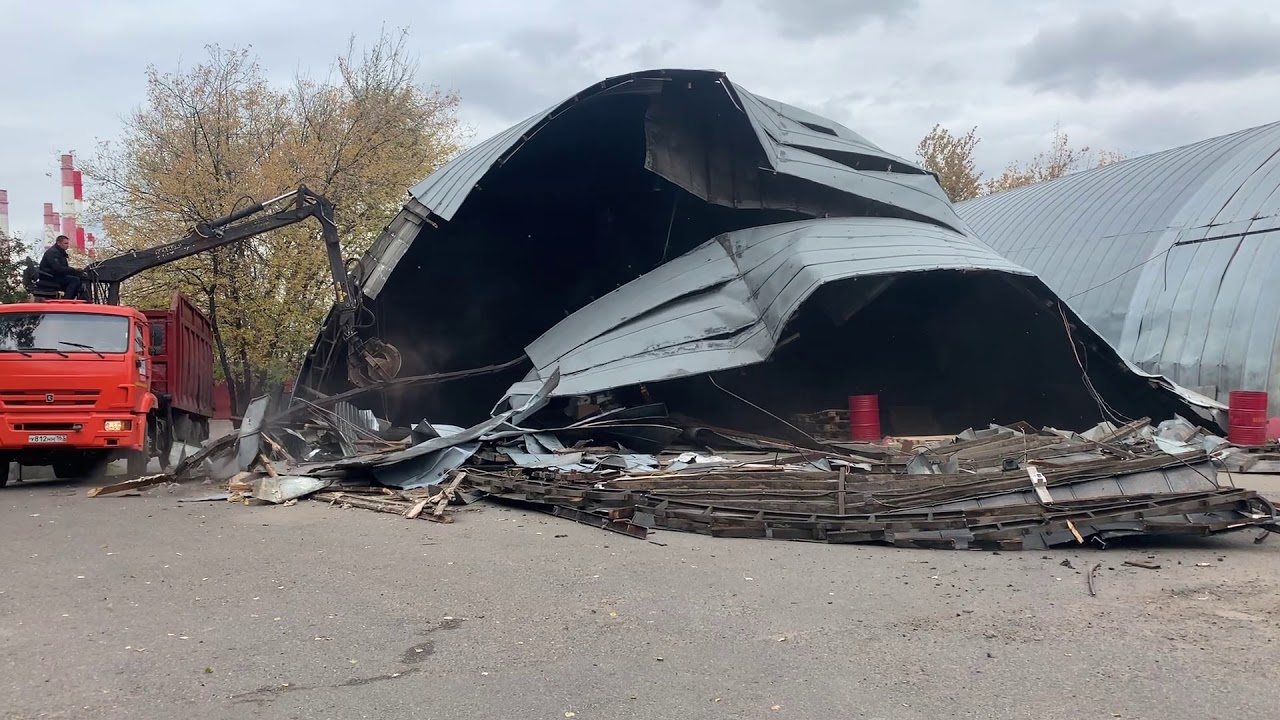 демонтаж ангара. демонтаж ангара. демонтаж металлоконструкций. демонтаж ангара. снос ангаров.