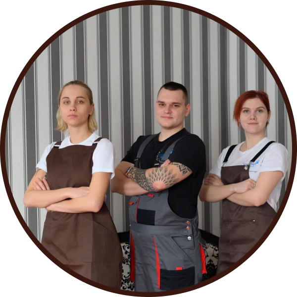 Команда клинеров CleaningProkat в Самаре