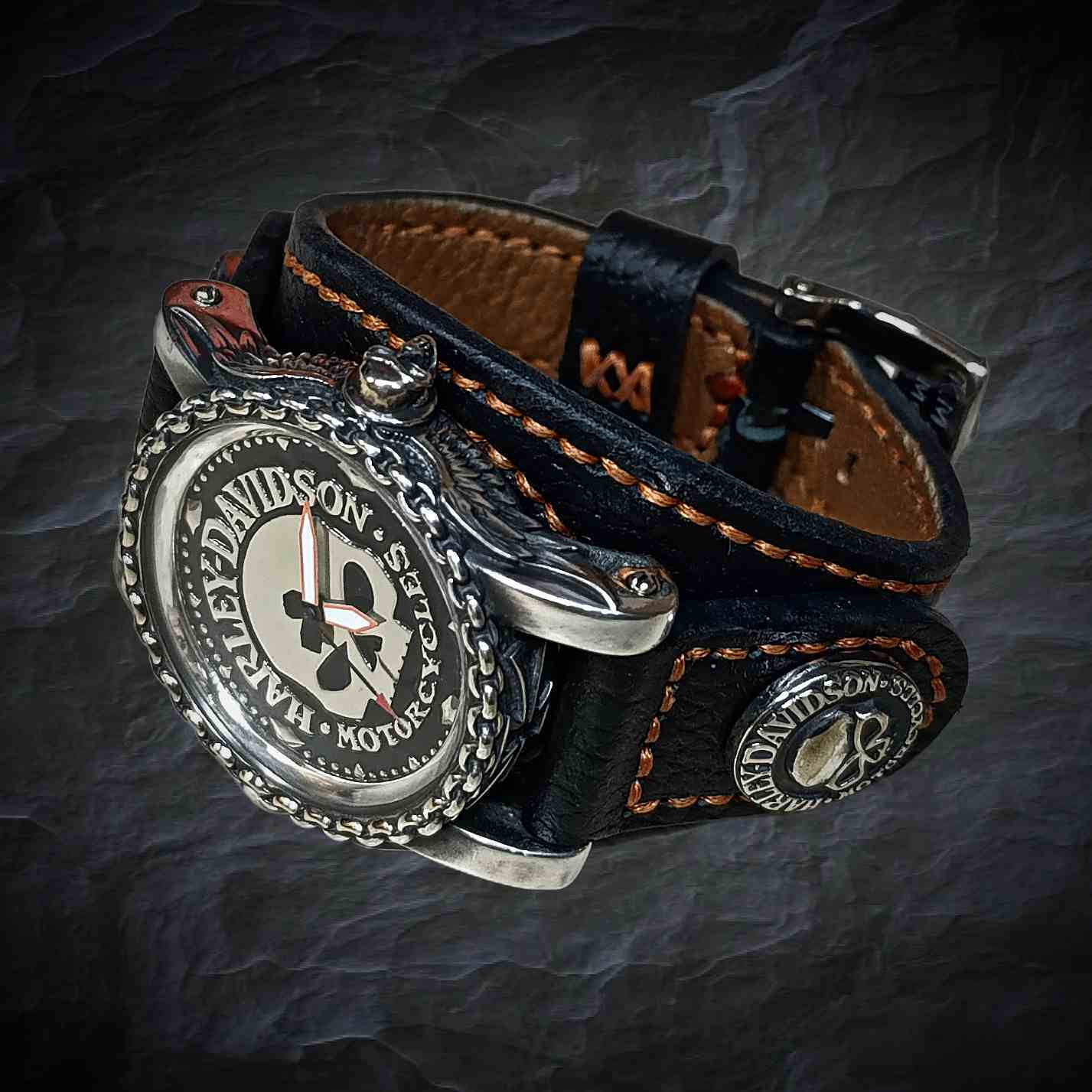 Часы с мото символикой, Harley-Davidson, брутальные часы