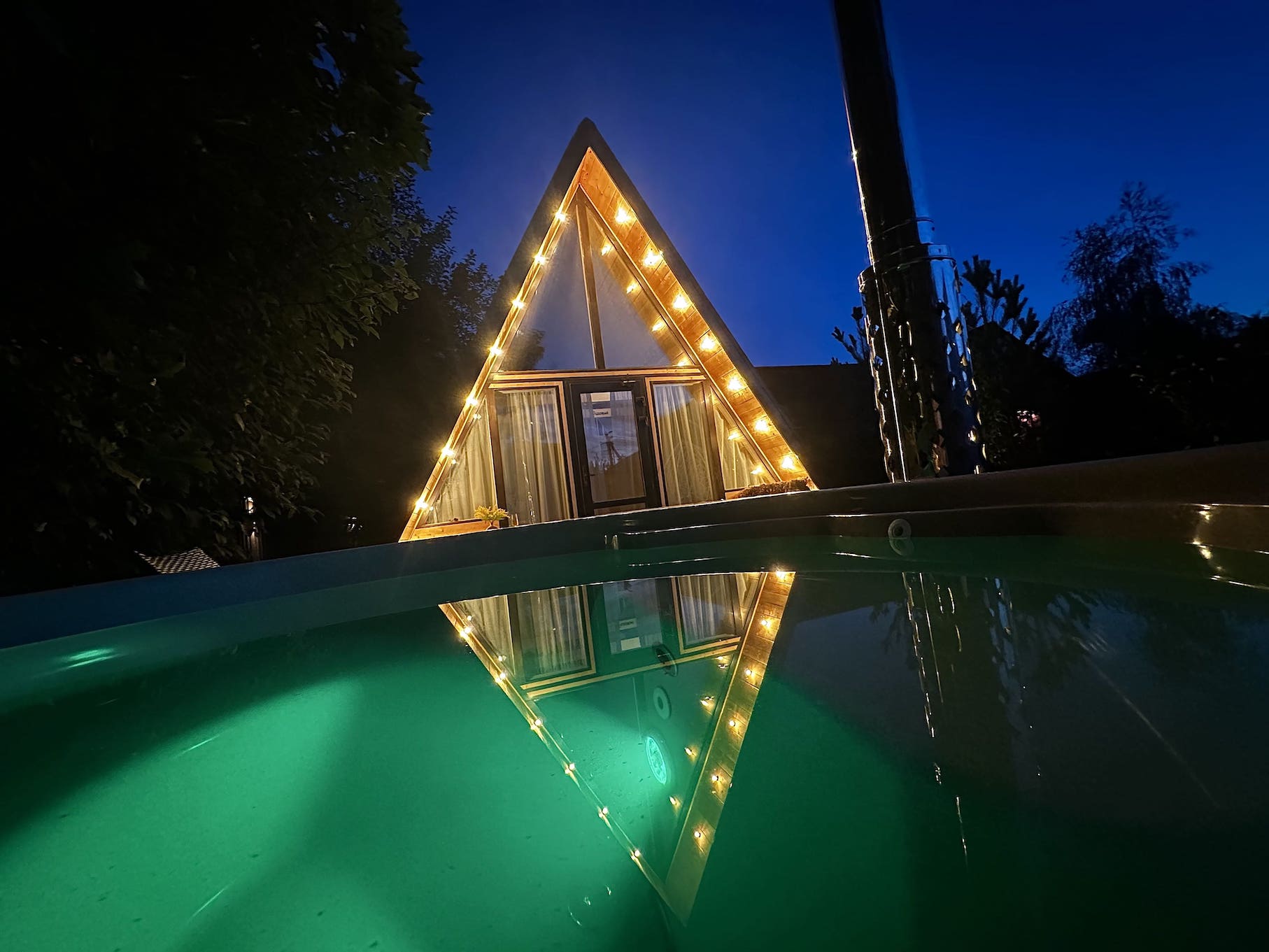 Горячая купель Фурако под звёздами в Афрейм Хэппи — романтический вечер 12 апреля