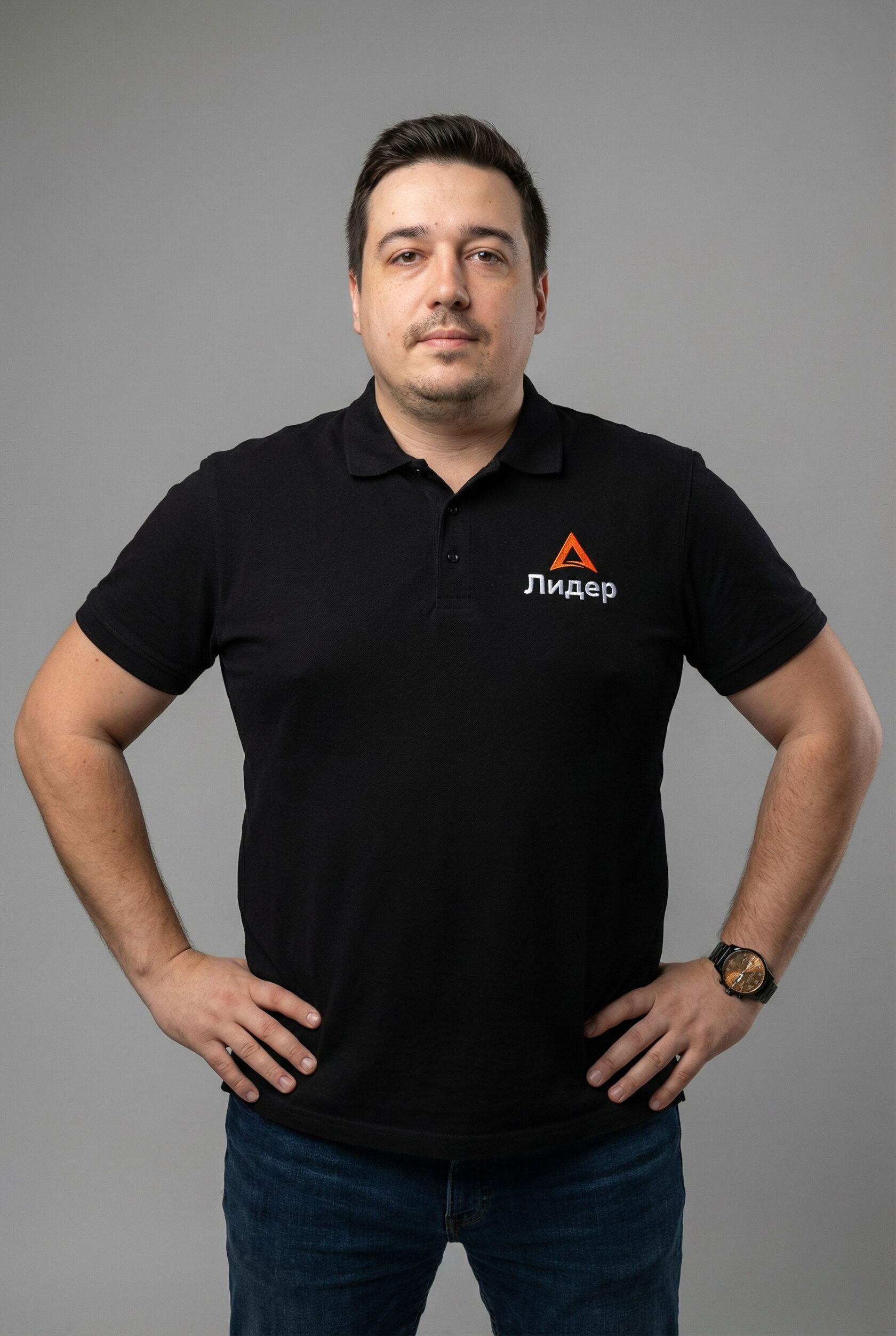 Дмитрий Островский — эксперт по натяжным потолкам