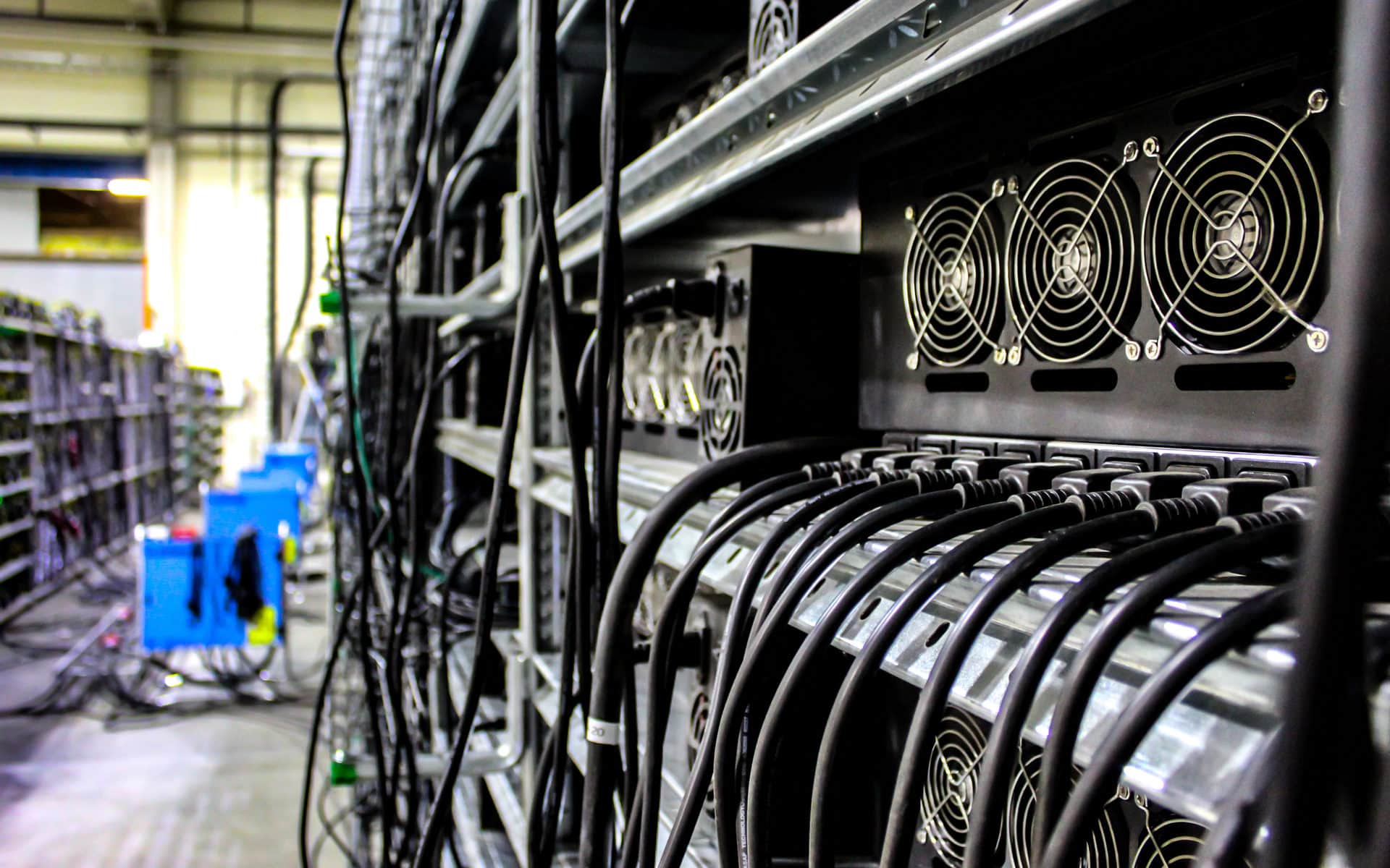 Оборудование для майнинга картинки