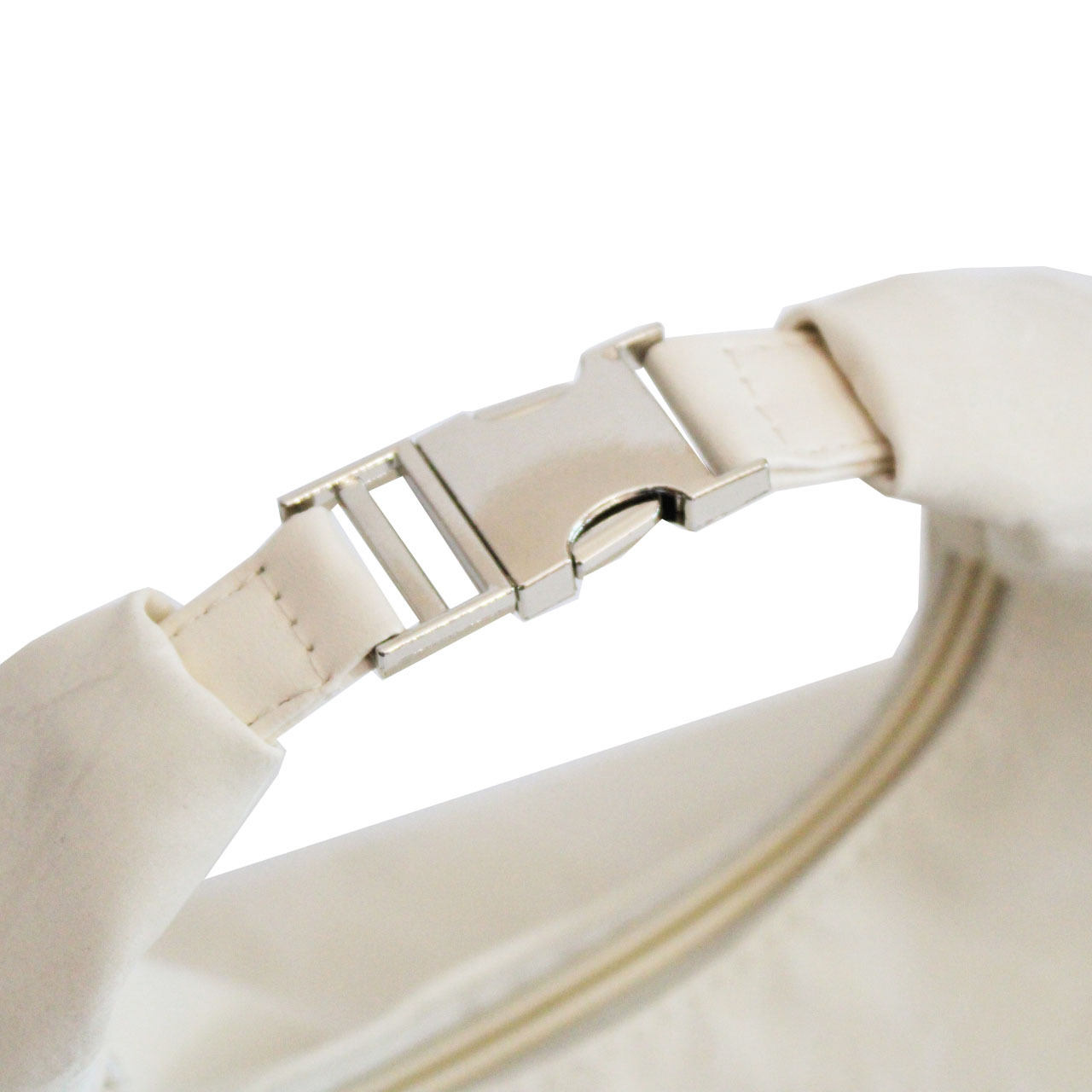 Купить сумку кросс-боди с объемными декоративными бабочками.