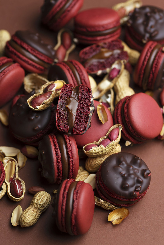 Snikers macarons with peanuts photo