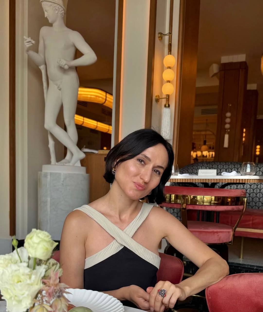Анна Попова
