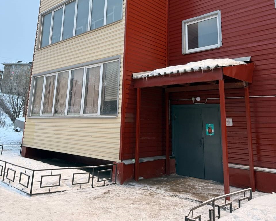 Вход в офис