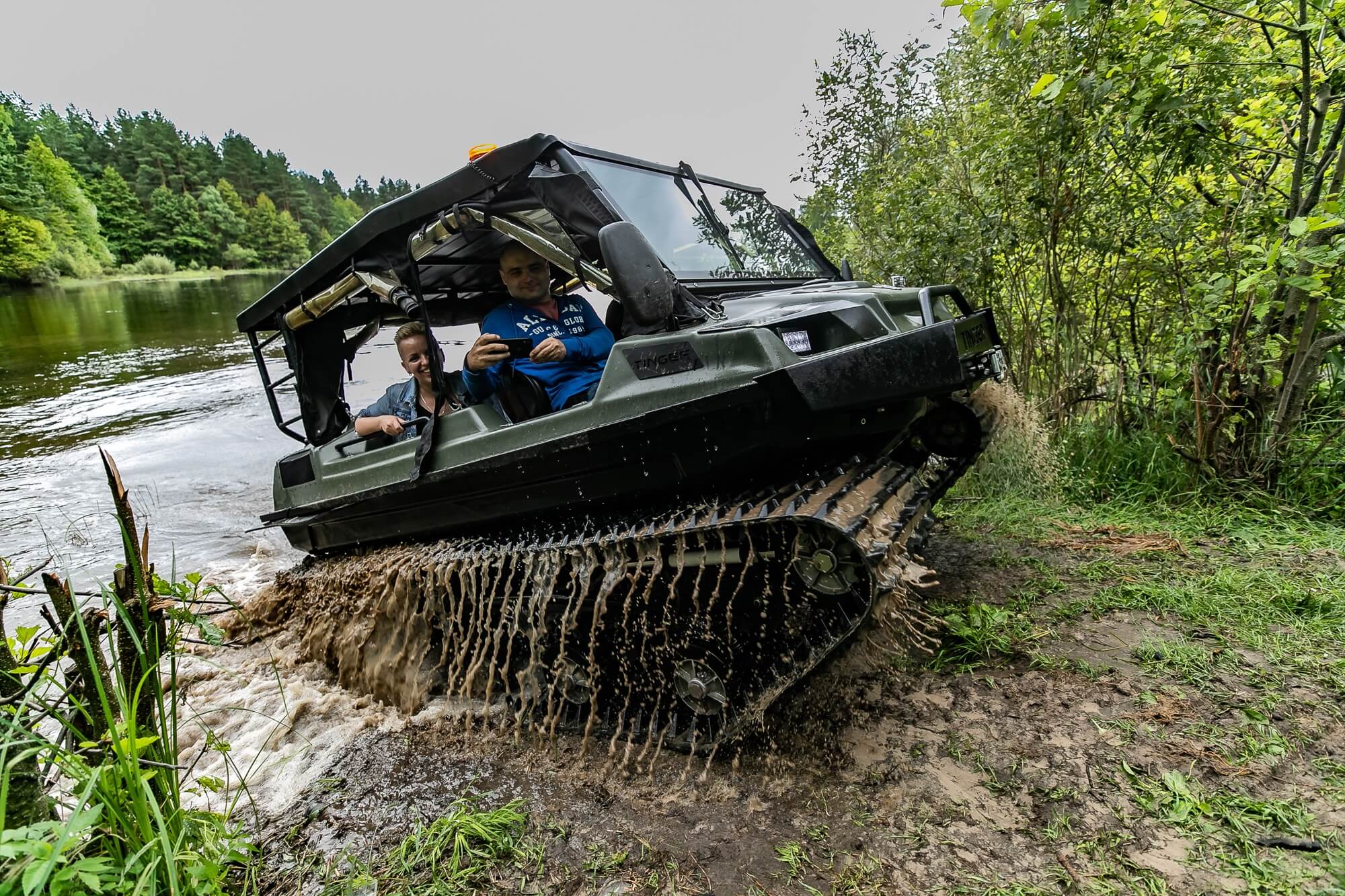 Тест вездеходов. Tinger Armor.