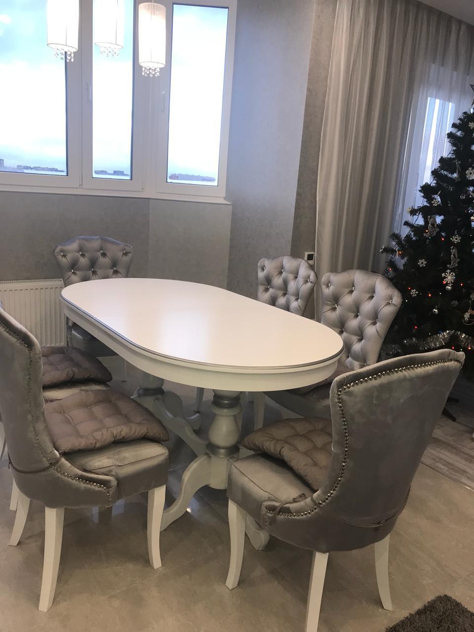 Обеденные столы и стулья классика